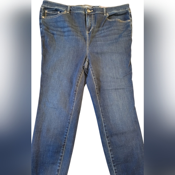 TORRID MIDFIT SUPER SKINNY JEANS - Picture 3 of 9